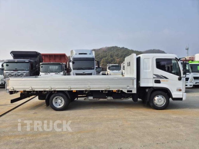 현대 올뉴마이티 3.5톤 광폭 카고 슈퍼캡 6