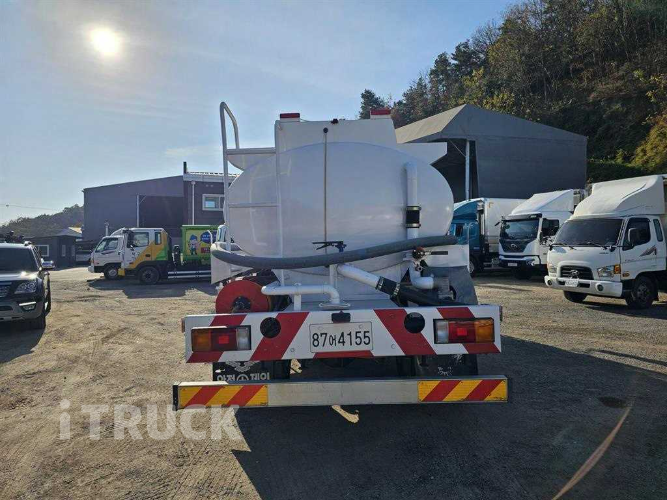 현대 살수차 뉴파워트럭 스텐탱크 8,000L 수동 7