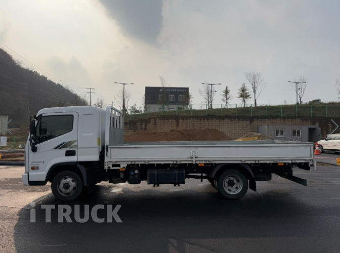 현대 올뉴마이티 3.5톤 카고 슈퍼캡 2