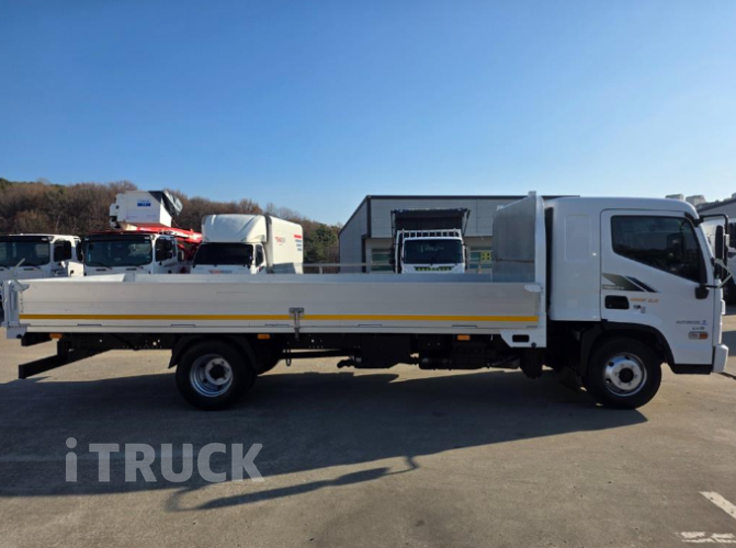 현대 마이티와이드 3.5톤 광폭 카고 슈퍼캡 4