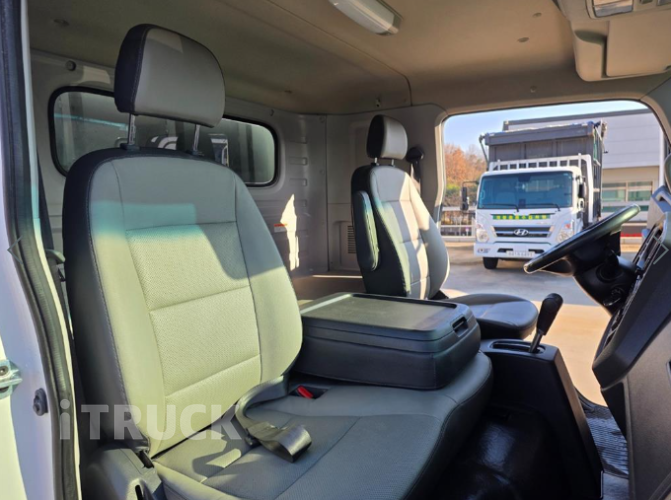 현대 마이티와이드 3.5톤 광폭 카고 슈퍼캡 12