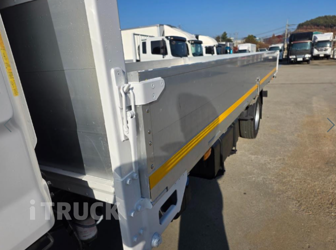 현대 마이티와이드 3.5톤 광폭 카고 슈퍼캡 8