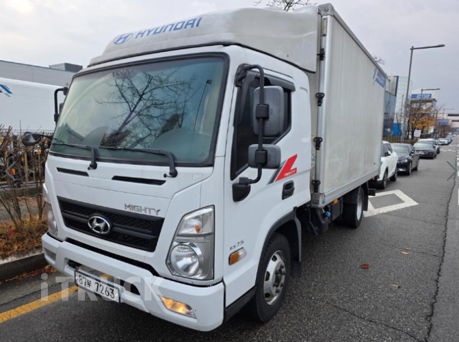 현대 올뉴마이티 2.5톤 냉동탑