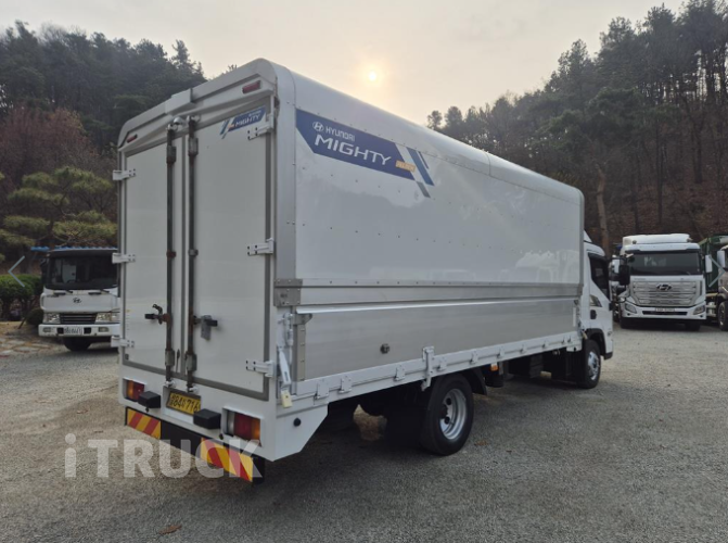 현대 올뉴마이티 3.5톤 윙바디 슈퍼캡 2