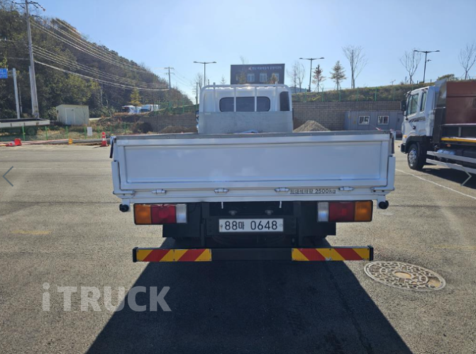 현대 올뉴마이티 2.5톤 카고 슈퍼캡 5