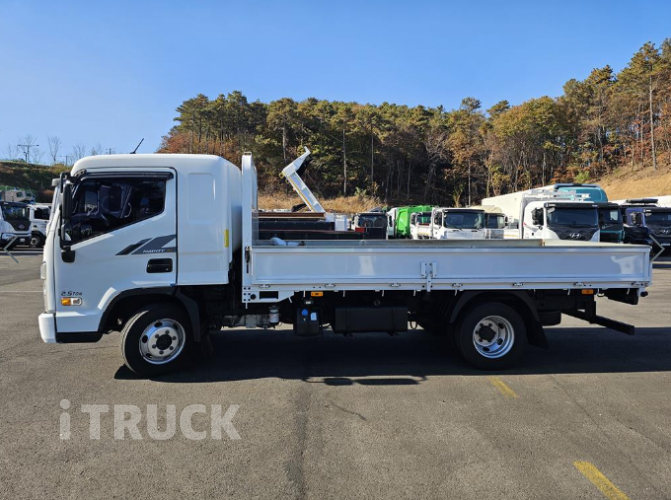 현대 올뉴마이티 2.5톤 카고 슈퍼캡 3