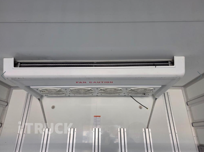 현대 메가트럭 단바리 냉동탑 5톤 수동 8