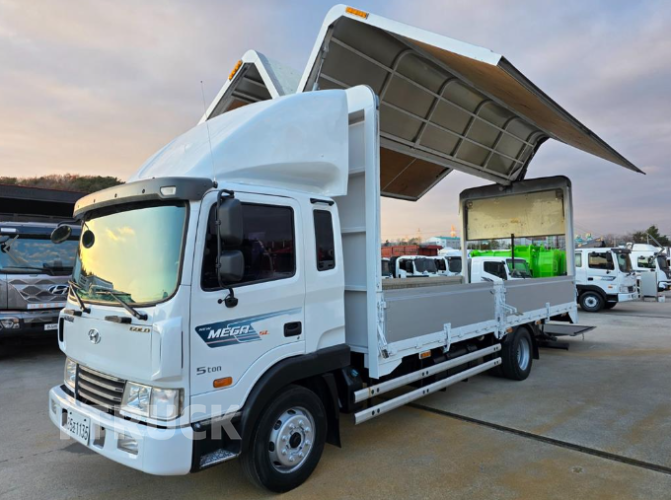 현대 메가트럭 280 단바리 윙바디 5톤 수동 9