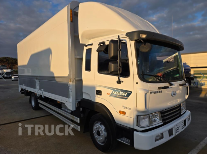 현대 메가트럭 280 단바리 윙바디 5톤 수동 1