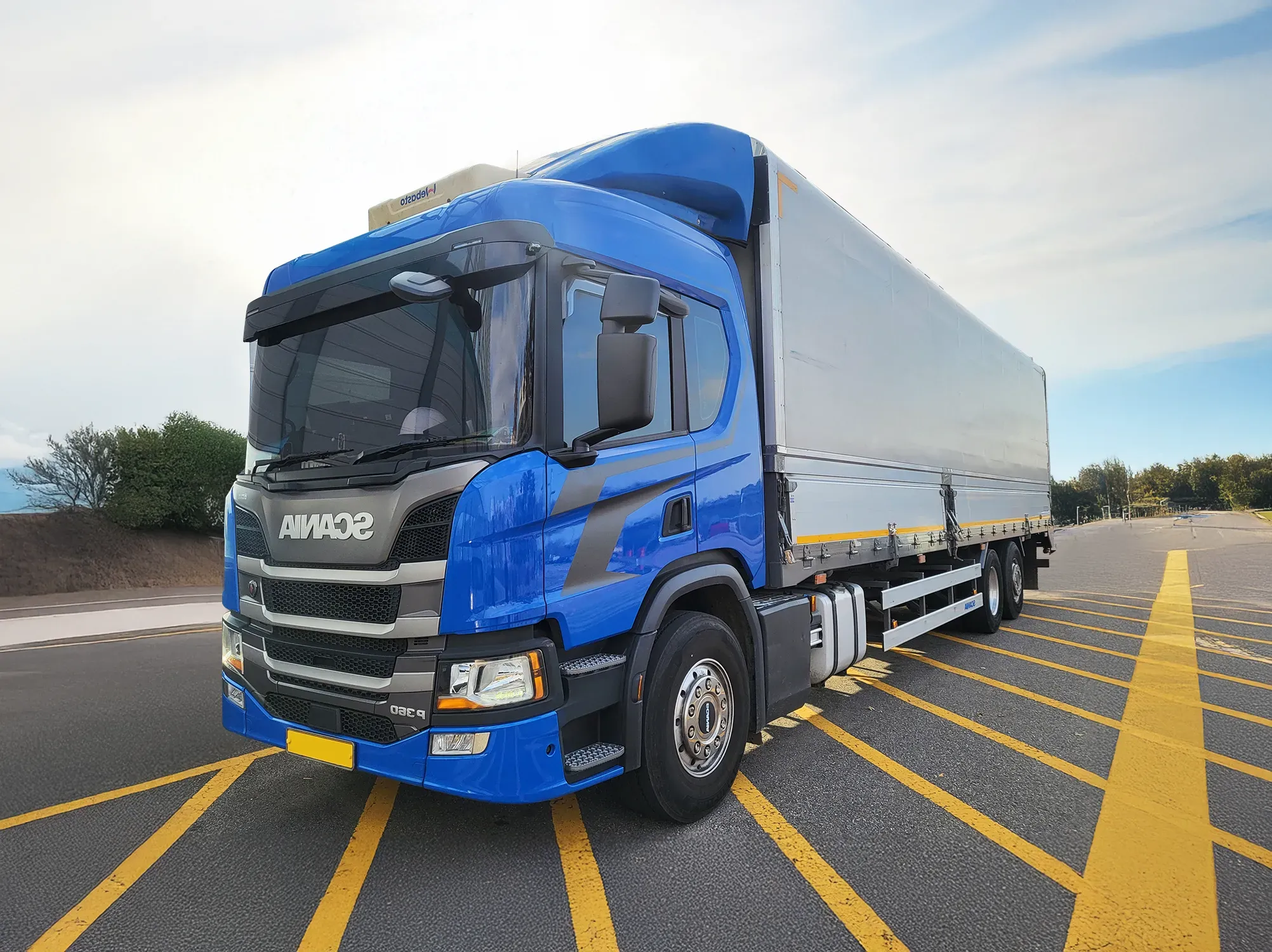 스카니아 P 360 후축 윙바디 14톤 오토 리타더