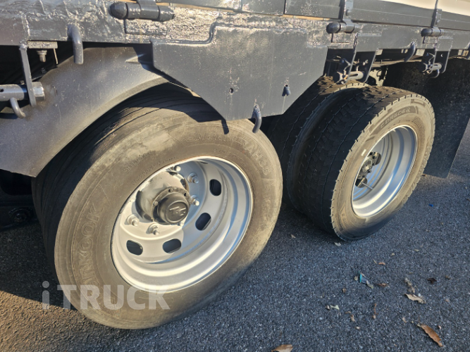 현대 메가트럭 250 앞축 카고 4.5톤 수동 10