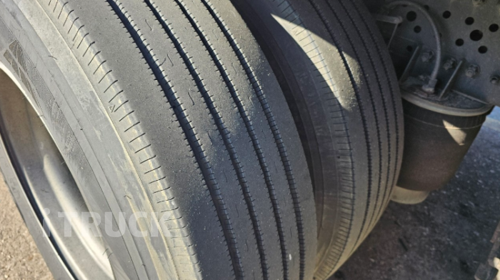 벤츠 아록스 299 후축 윙바디 10.5톤 오토 리타더 9