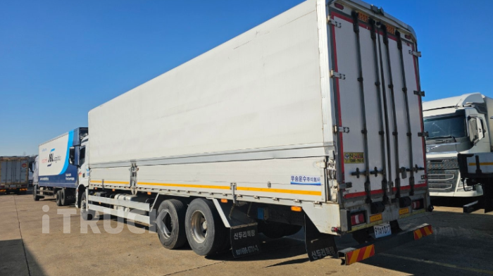 벤츠 아록스 299 후축 윙바디 10.5톤 오토 리타더 5