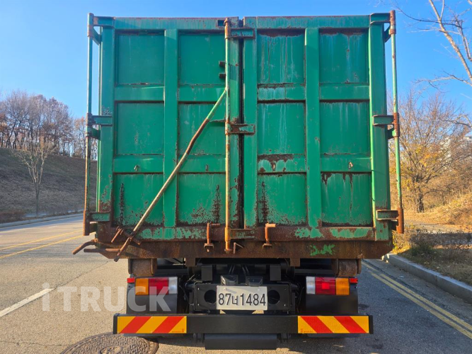 현대 메가트럭 암롤 5톤 수동 앞축 3