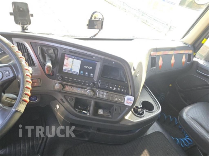 현대 트라고엑시언트 앞축 카고 25톤 오토 11