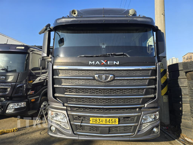 타타대우 맥쎈 후축 윙바디 9톤 오토 1