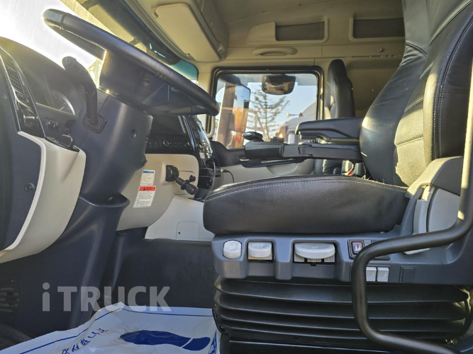 타타대우 맥쎈 후축 윙바디 9톤 오토 8