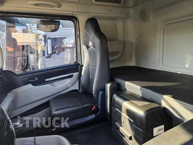 타타대우 맥쎈 후축 윙바디 9톤 오토 10