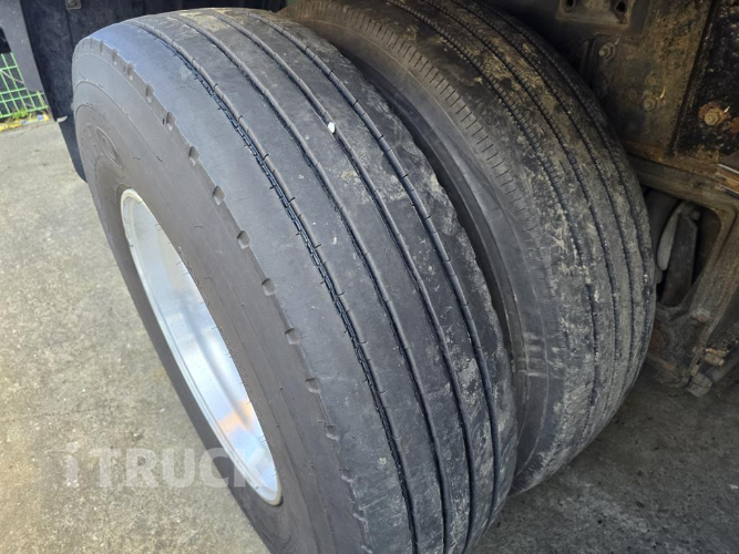 타타대우 맥쎈 후축 윙바디 9톤 오토 2