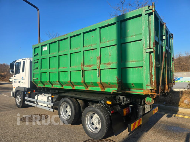 현대 메가트럭 암롤 5톤 수동 앞축 6