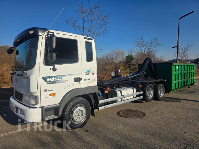 현대 메가트럭 암롤 5톤 수동 앞축 9