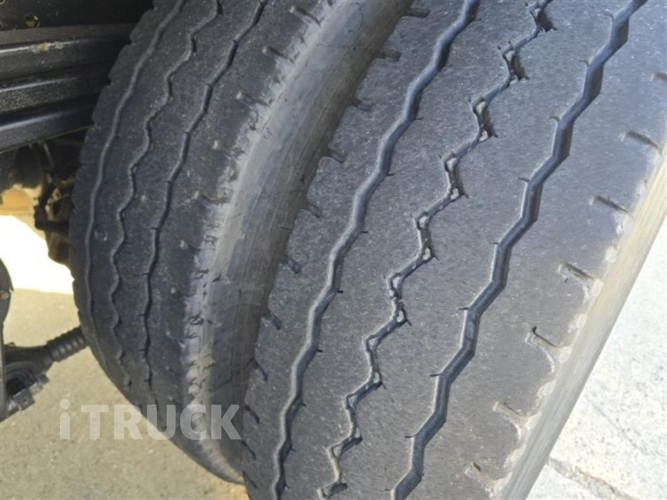 현대 트라고엑시언트 앞축 카고 25톤 오토 8