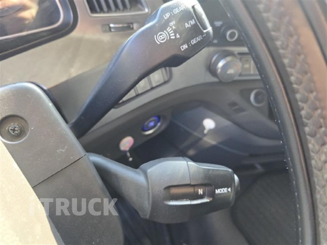 현대 트라고엑시언트 앞축 카고 25톤 오토 13