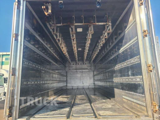 현대 메가트럭 280 후축 냉동탑 5톤 수동 7