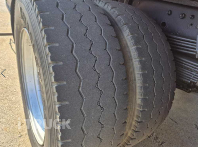 현대 메가트럭 280 앞축 카고 5톤 수동 17