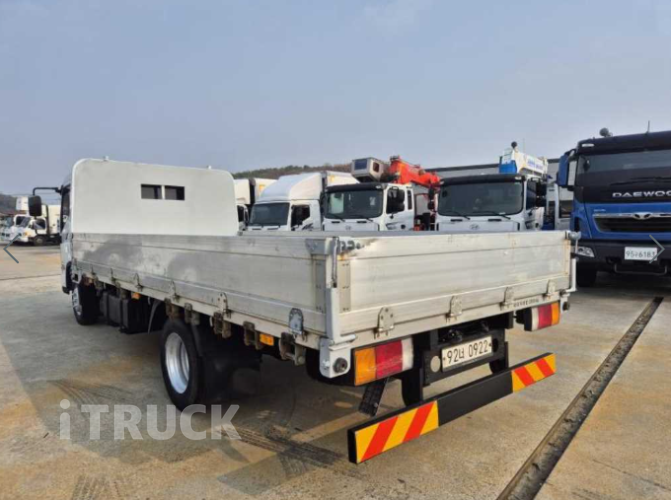 현대 올뉴마이티 3.5톤 광폭 카고 슈퍼캡 6