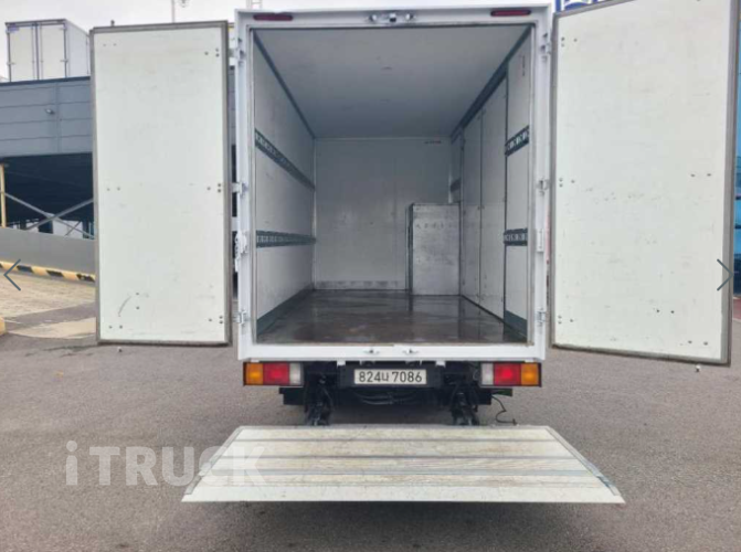 현대 올뉴마이티 2.5톤 표준탑 8