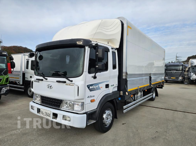 현대 메가트럭 280 단바리 윙바디 5톤 수동