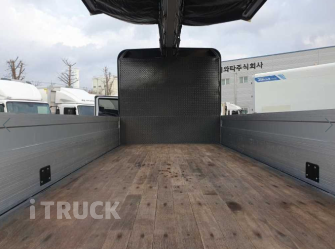 현대 올뉴마이티 3.5톤 윙바디 슈퍼캡 9