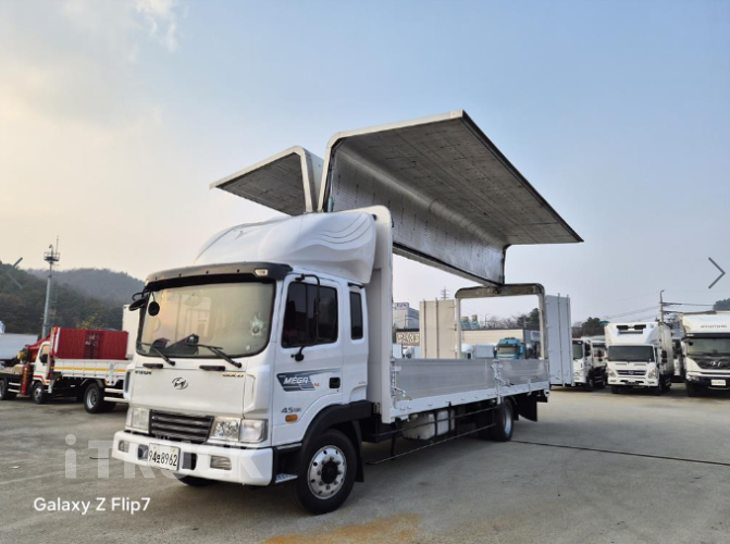 현대 메가트럭 250 단바리 윙바디 5톤 수동 8