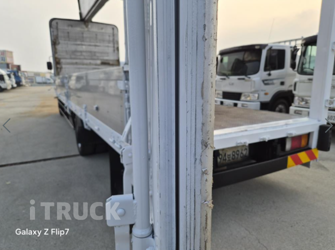 현대 메가트럭 250 단바리 윙바디 5톤 수동 11