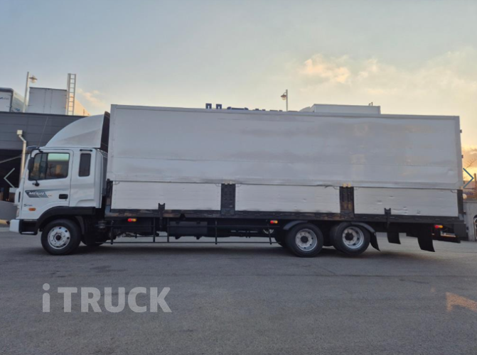 현대 메가트럭 250 후축 윙바디 5톤 수동 5