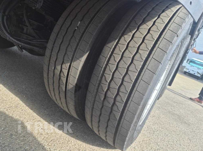 현대 메가트럭 250 후축 윙바디 5톤 수동 18