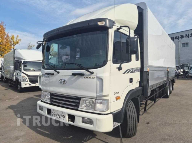 현대 메가트럭 250 후축 윙바디 5톤 수동