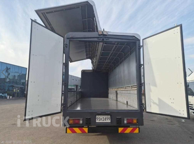 현대 메가트럭 250 후축 윙바디 5톤 수동 11