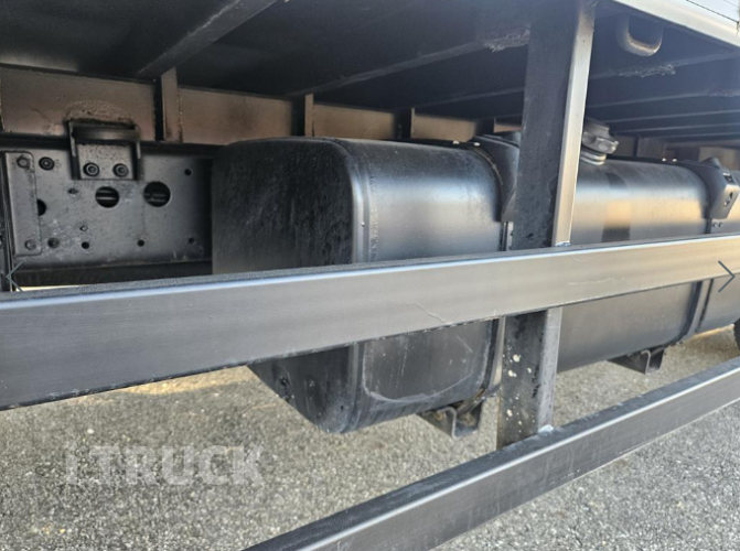 현대 메가트럭 260 단바리 익스하이탑 5톤 수동 10