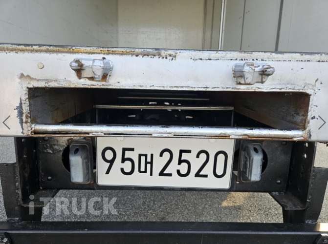 현대 메가트럭 260 단바리 익스하이탑 5톤 수동 8