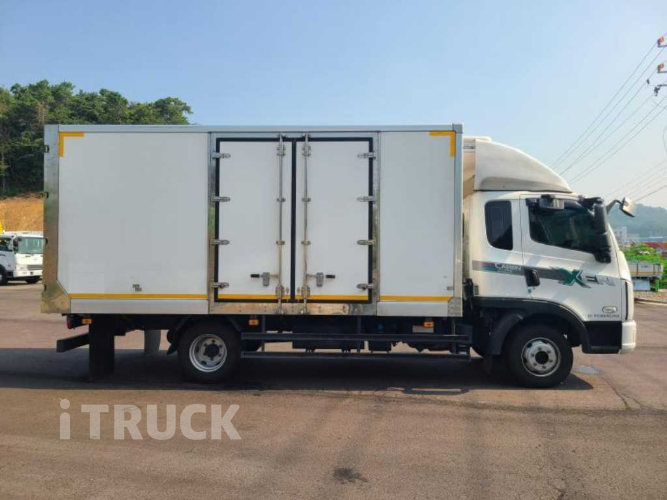 타타대우 더쎈 4톤 광폭 탑 투냉 6