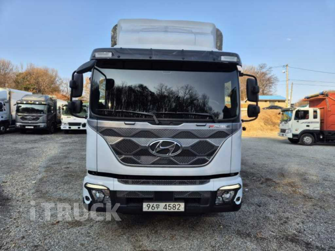 현대 파비스 300 후축 윙바디 7.5톤 오토 1