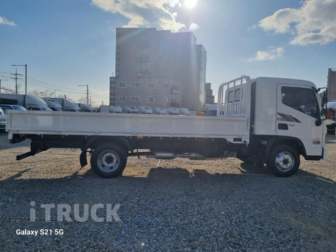 현대 올뉴마이티 3.5톤 카고 슈퍼캡 초장축 4