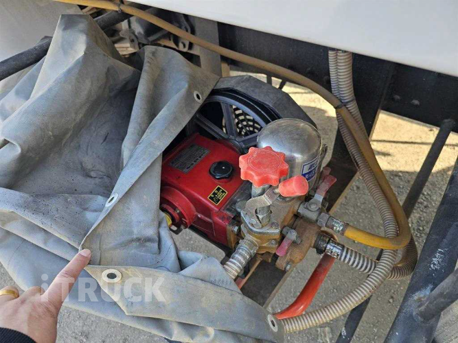 현대 살수차 뉴파워트럭 스텐탱크 8,000L 수동 8