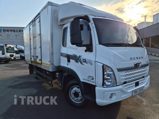 타타대우 더쎈 3.5톤 광폭 냉동탑 투냉 2