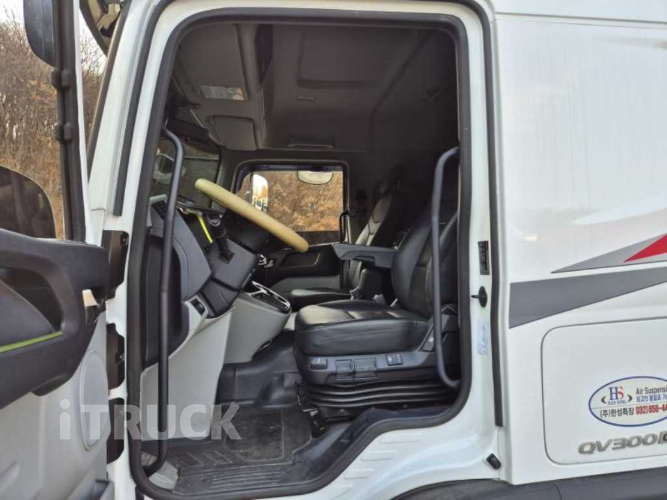 현대 파비스 300 후축 윙바디 7.5톤 오토 7