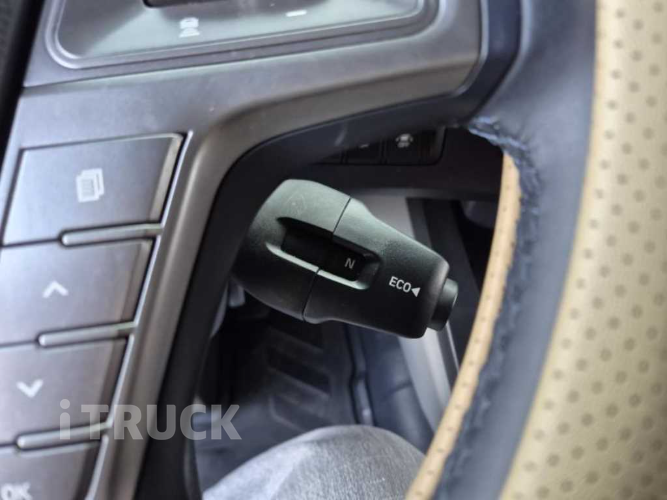 현대 파비스 300 후축 윙바디 7.5톤 오토 10