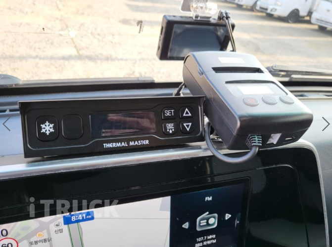 타타대우 더쎈 3.5톤 광폭 냉동탑 11