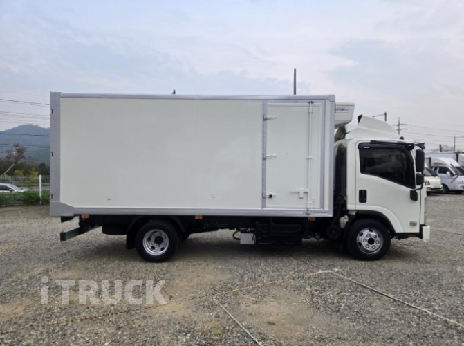 이스즈 엘프 3.5톤 냉동탑 3